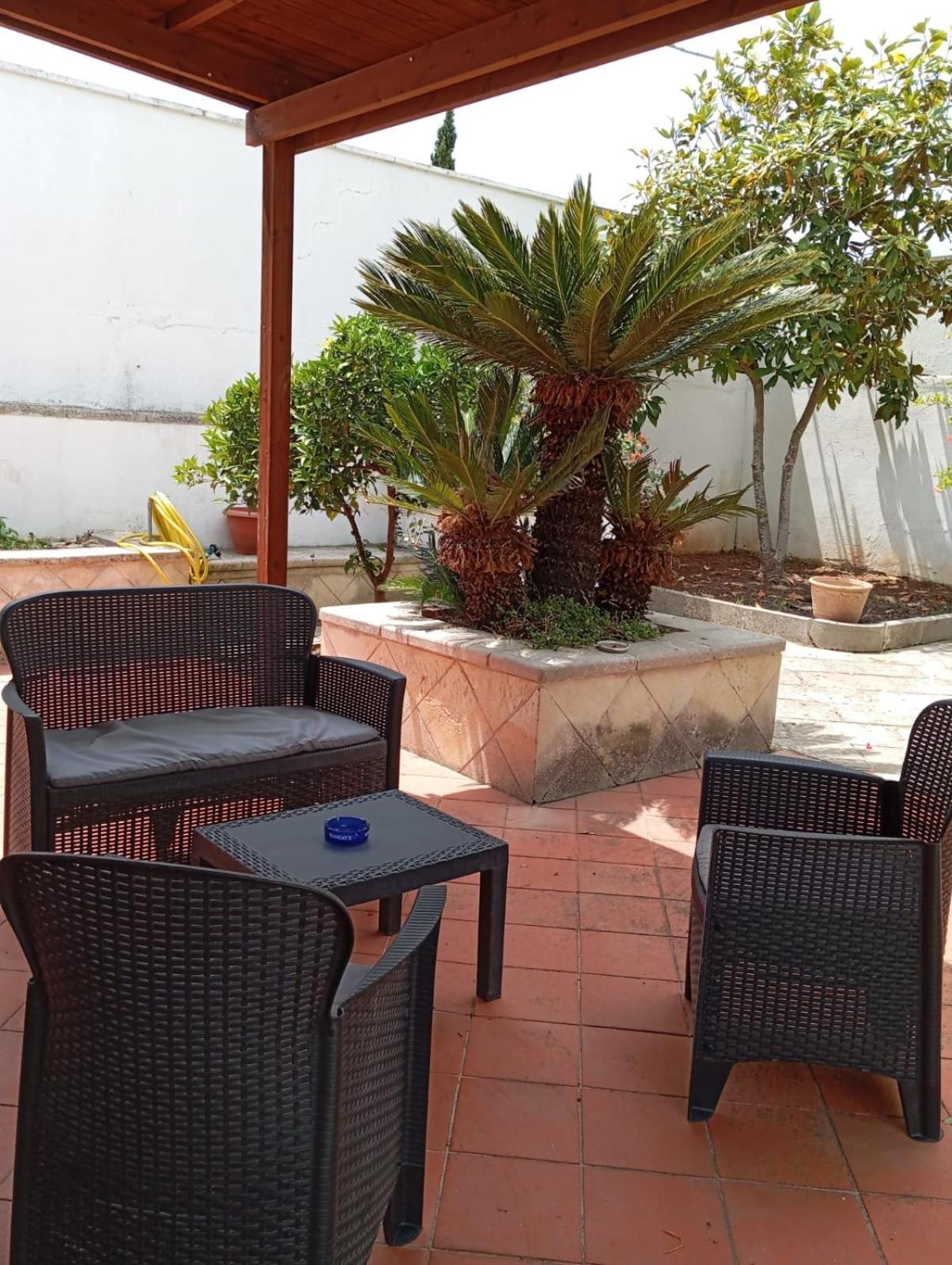 Mamasita Apartment Cutrofiano Luaran gambar
